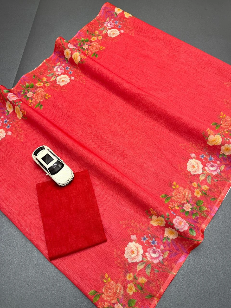 Soft Linen Digital Print Saree with Bangaloiry Satin Blouse