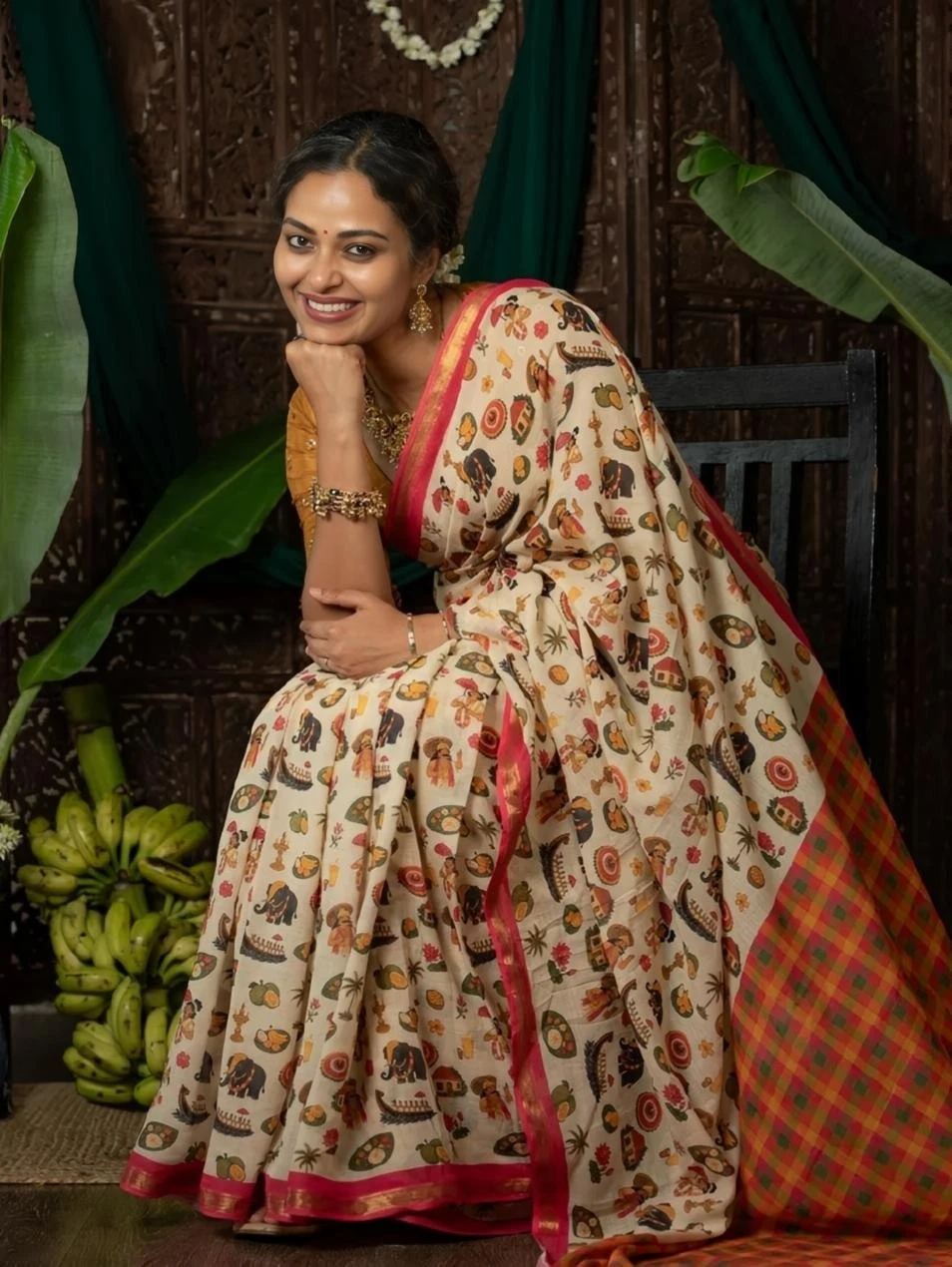 Women’s Linen Saree with Gold Jari Border & Digital Print with Matching Blouse